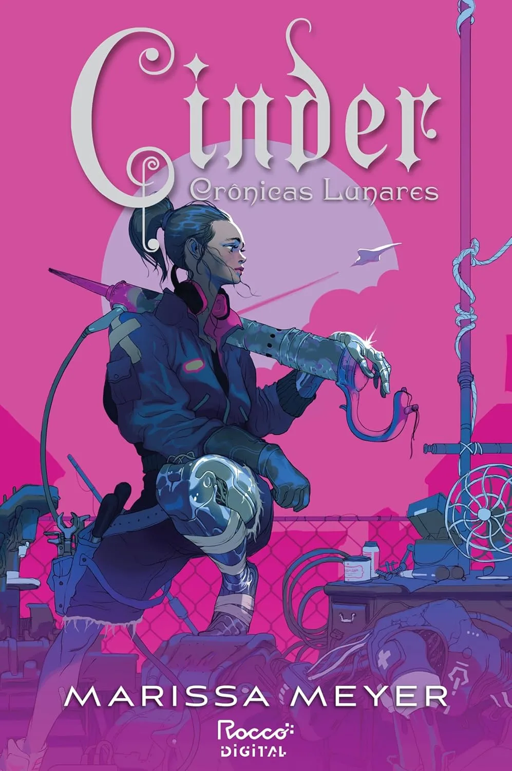 Cinder: Edição expandida com conteúdo extra (As crônicas lunares Livro 1)